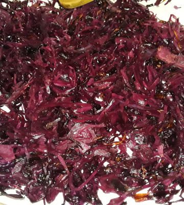 sweet-and-sour-red-cabbage