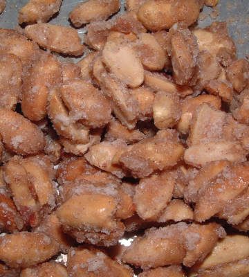 cinnamon-coated-peanuts