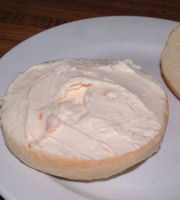 preserves-neufchatel-cheese-spread