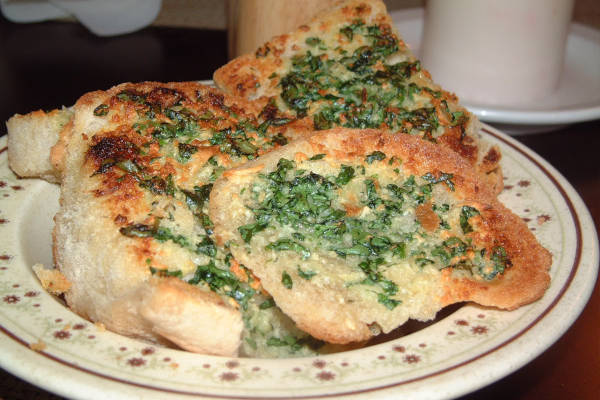 Sheepherder's Garlic Bread