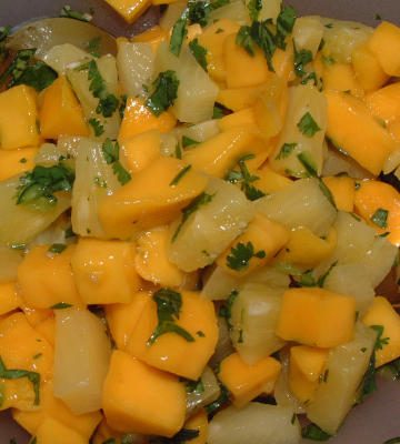 tropical-mango-pineapple-salad