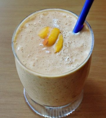 banana-peach-smoothie