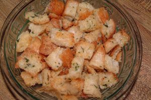 Garlic Parsley Buttery Croutons